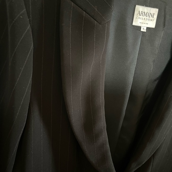 Armani Collezioni black one button blazer-16 - Picture 9 of 16